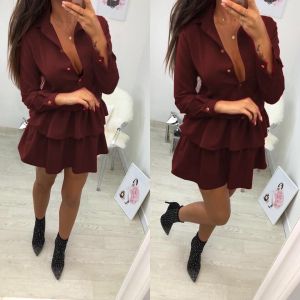 Рокля с копчета и волани в долната част в бордо - код 215