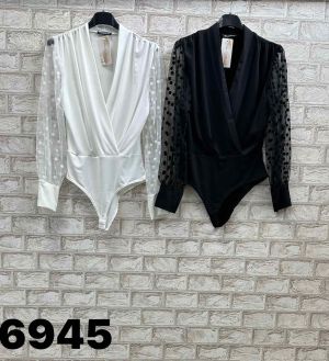 Елегантна блуза - боди с тюлени ръкави на точки в черно - 1015